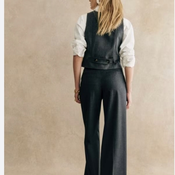 Sezane Elroy Vest - Picture 2 of 9